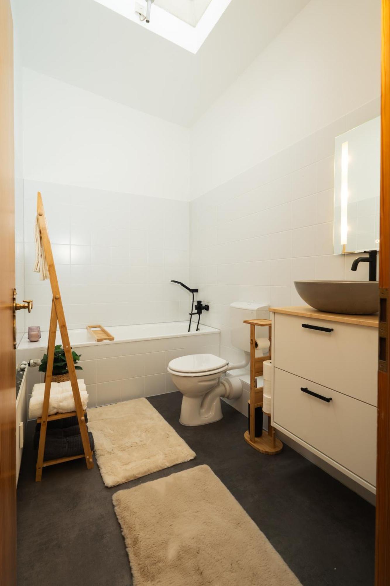 Staywell - Lichtdurchflutetes Apartment Mit Terasse Berlin Exterior photo